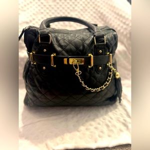 Pre Loved Steve Madden Black Quilted Tote